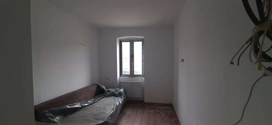 Crizbav Imobil 9 camere cu 9 bai , teren 1500mp , ideal pensiune