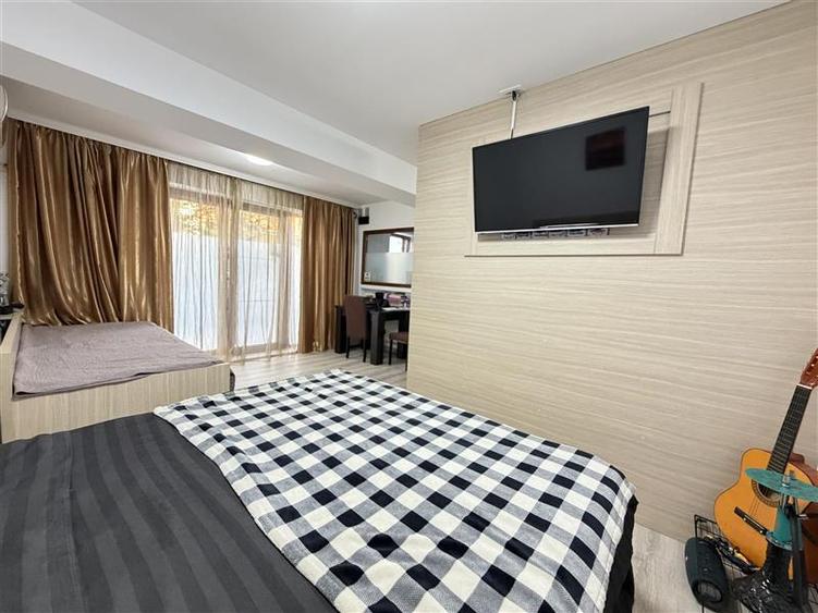 Vanzare Studio cu terasa 25 mp, zona Alezzi, mob utilat