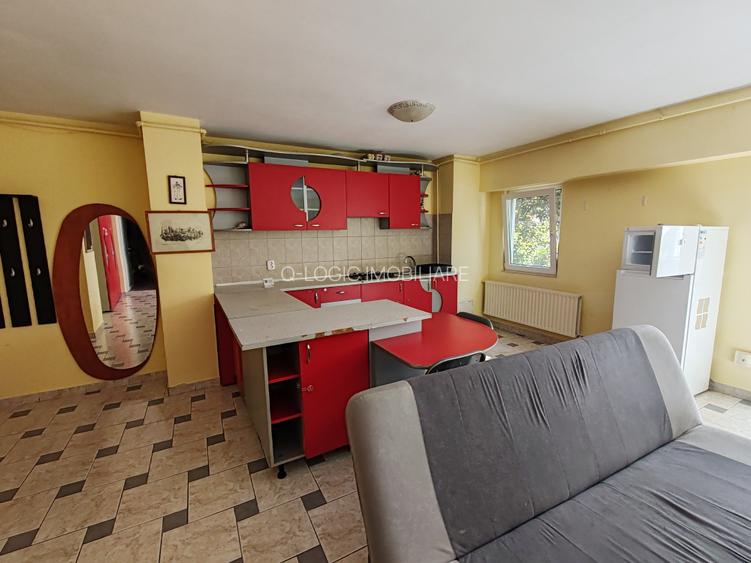 Apartament 2 camere confort sporit intrare Racadau