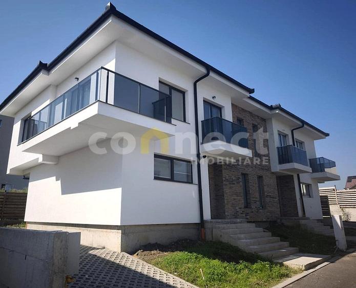 Casă duplex cu 3 dormitoare, 2 băi și curte privată, Florești