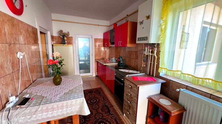 Casă de vânzare, 90 mp, 714 mp teren, langa Blaj - 10