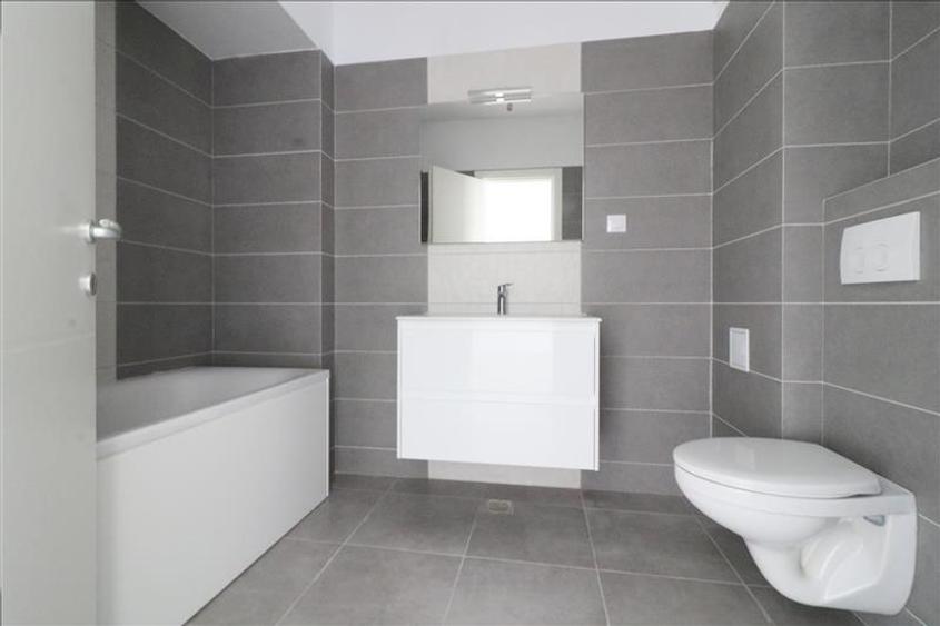 Apartament intabulat, cu o camera, Bloc nou, Dacia, etaj 4 din 7