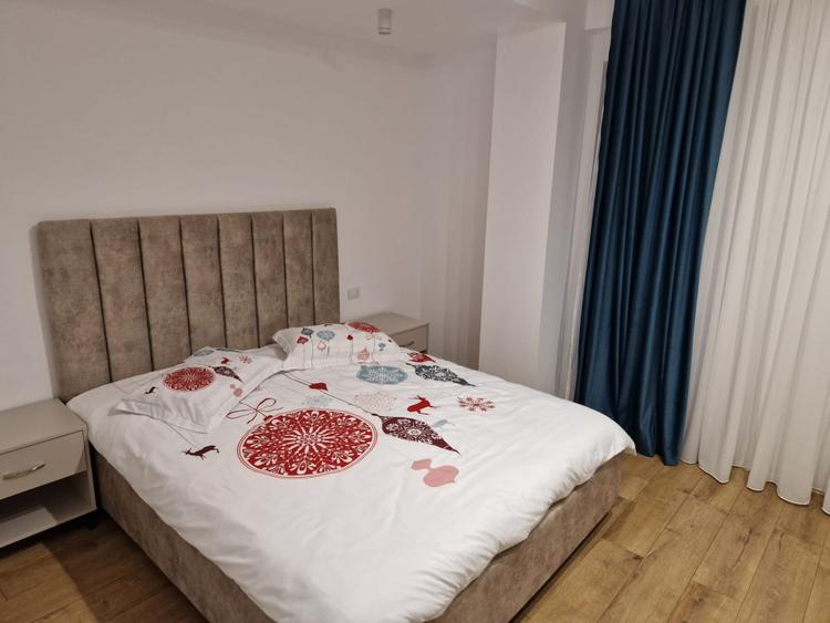 Apartament 3 camere, 110 mp, zona Cornitoiu