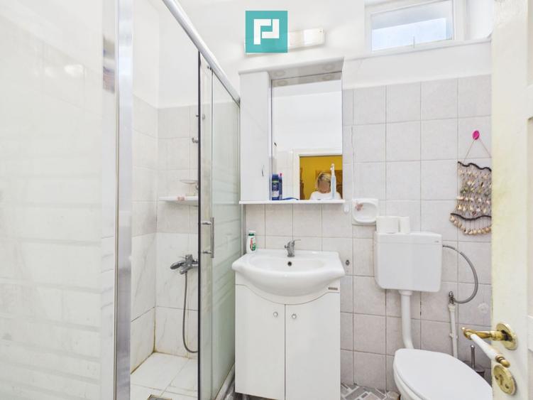 Casa 6 camere, Cantemir