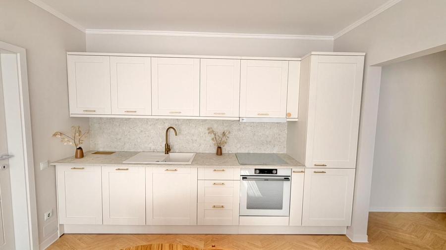 2 camere de inchiriat, mobilat, parcare, Floresti str Urusagului