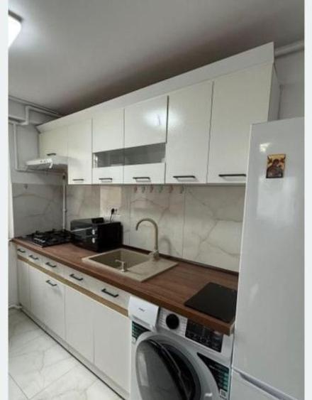 APARTAMENT 2 CAMERE SEMIDECOMANDAT ZONA TOMIS NORD