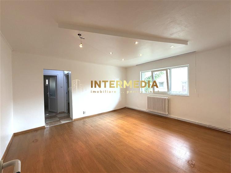 Apartament | 2 Camere | 51 mp | CETATE-PIATA | Bucatarie Mare | Finisat | Utilat