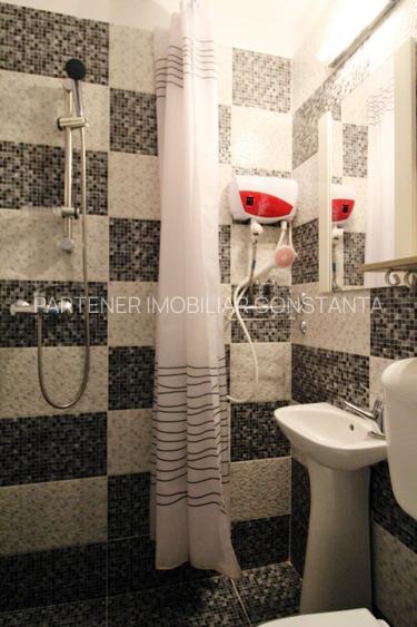 EFORIE NORD- apartament cu 4 camere la etajul 1, cu 2 gr sanitare, 2 balcoane - 8
