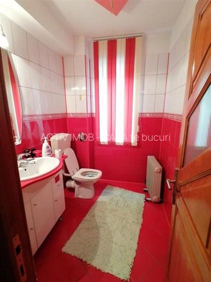 Casa - Vila -  Prelungirea Ghencea - -BUCURESTI sector 6 - 450000E- 660MP TEREN- - 10