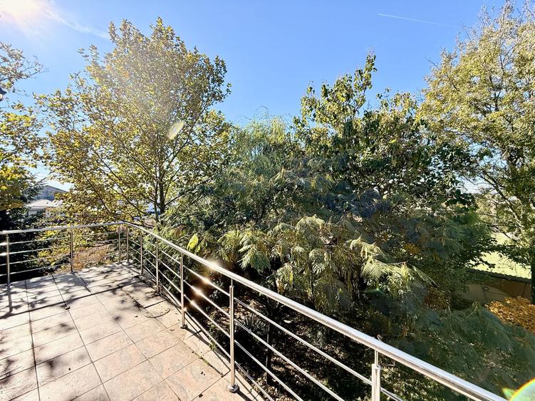 Duplex 14 camere Pantelimon Cernica 864 mp desfasurati