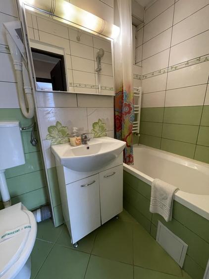 Apartament 2 camere Calea Victoriei, langa Ateneu, mobilat modern, bloc solid
