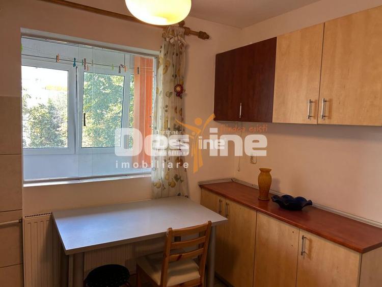 Chirie Apartament 3 camere 70 mp mobilat utilat loc - Drumul Taberei