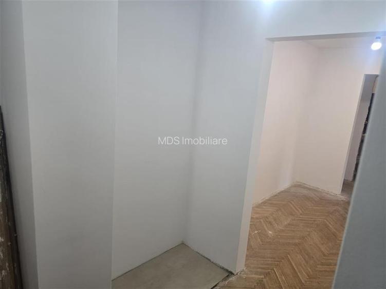 Decomandat cu 2 bai la etajul 2  renovat - 27