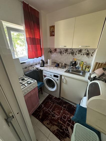 Capitol garsoniera etaj 1 ,gaze,28 mp preț 69999 euro - 4