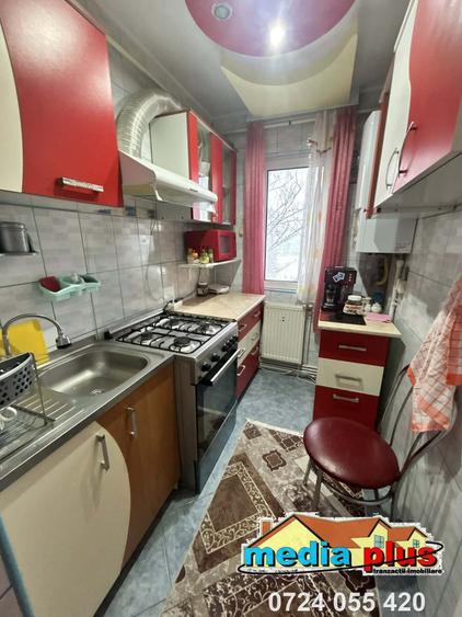 Apartament cu 4 camere de vânzare – Micro 38