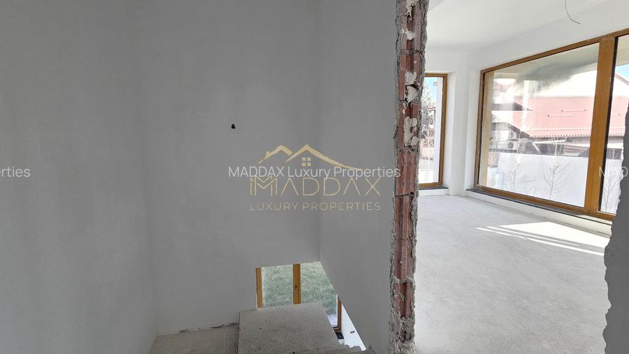 Apartament de vanzare 3 camere tip Duplex***Curte 110mp***Piata Domenii - 15