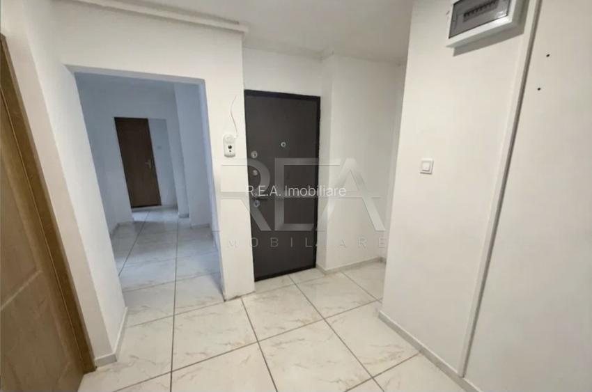 4 camere, P/8, 85 mp, bloc 1984- Crangasi - 7