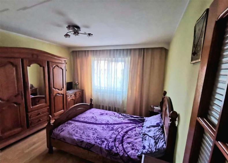 Apartament 3 Camere | Obcini | Decomandat | 68 mp | 3c-4380