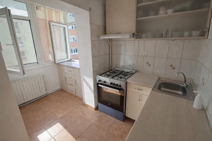 Apartament 1 Camera decomandat, 38 MP utili, parcare - Nicolina