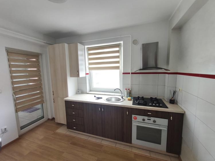 Microapartament, etaj 2, zona ultracentrala, bloc nou, Radauti