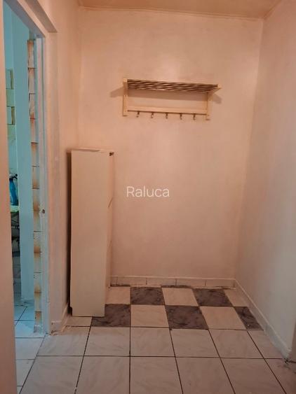 Închiriez apartament 2 camere decomandat - 4