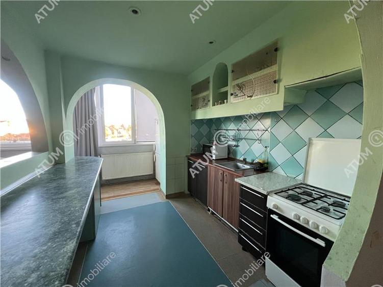 Apartament cu 3 camere la etajul 2 in zona Terezian din Sibiu