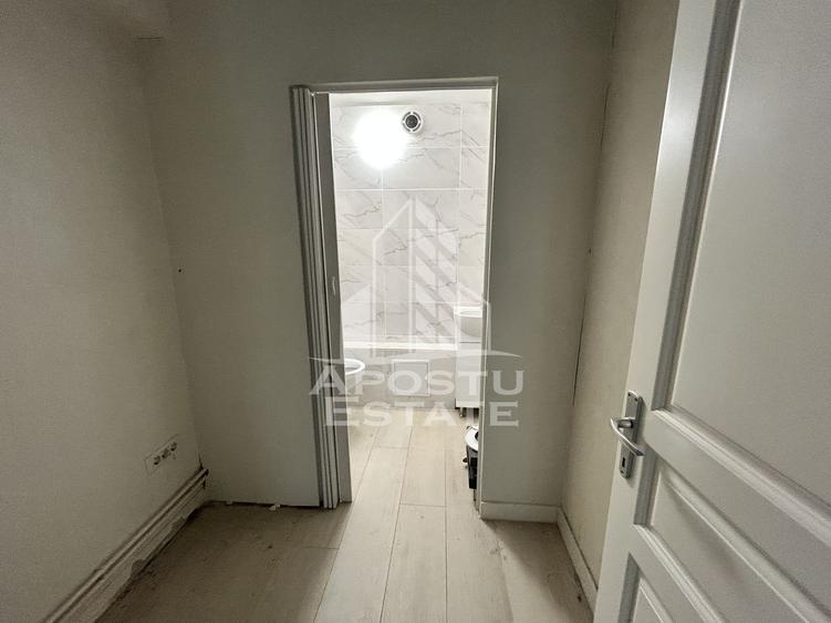 Spatiu comercial 88 mp, de vanzare, parter de bloc nou, Chisoda.