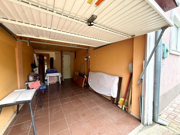 Casa individuala cu 4 camere, 150 mp utili, 380 mp teren - Dumbravita