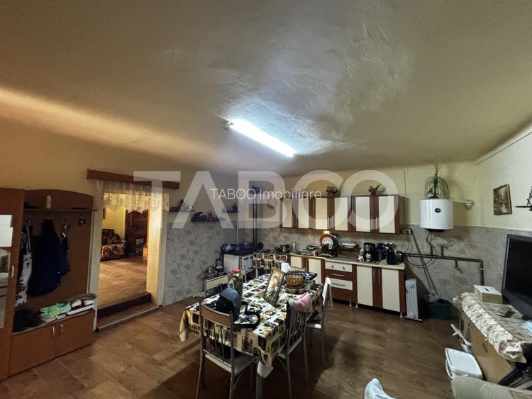 Casa  cu gradina de vanzare  si curte + pivnita zona Terezian Sibiu - 8
