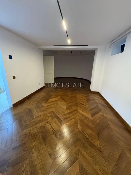 Exceptional Brand-New Luxury Villa for Rent - 19