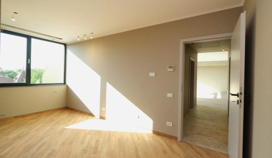 Chirie 4 camere, 3 bai, 150 mp, finisaje premium in imobil nou centru Bucuresti