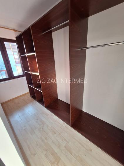 Faleza Nord, imobil P+1, 7 camere - 22