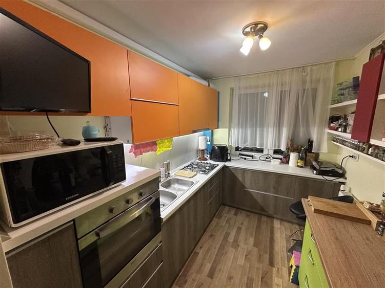 Apartament cu 2 camere, Rogerius