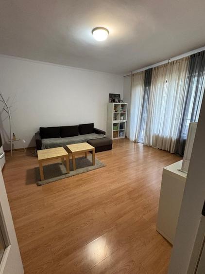 Inchiriez apartament 1 camera