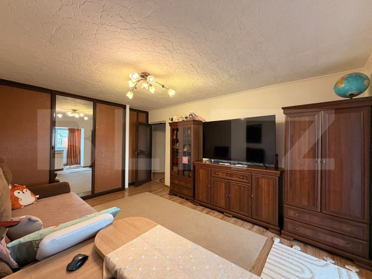 Apartament 2 camere decomandat, 49.03 mp, bloc monolit, zona Craiovita - Materna