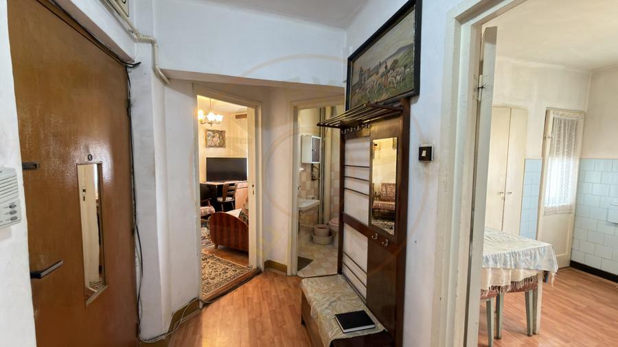 Apartament 3 camere MV1 Str. Gladiolei 6 Etaj III - Carei -