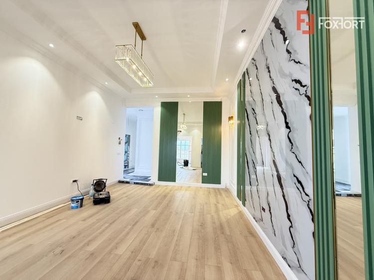 Duplex cu 4 camere si teren de 354 mp de vanzare in Sacalaz