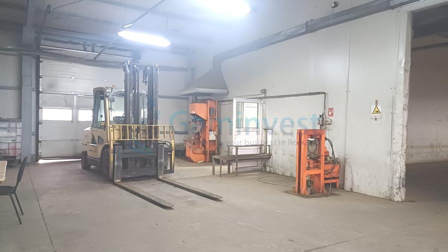 Spatiu industrial de vanzare in Biharia, hala 1200 mp si 23772 mp teren