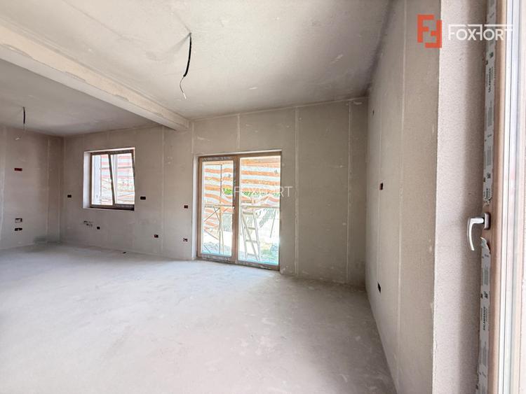 Duplex cu 4 camere | 101 mp utili | 390 mp teren | Toate utilitatile | Sacalaz - 24