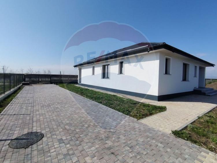 Casă cu 4 camere Greenfield Residence
