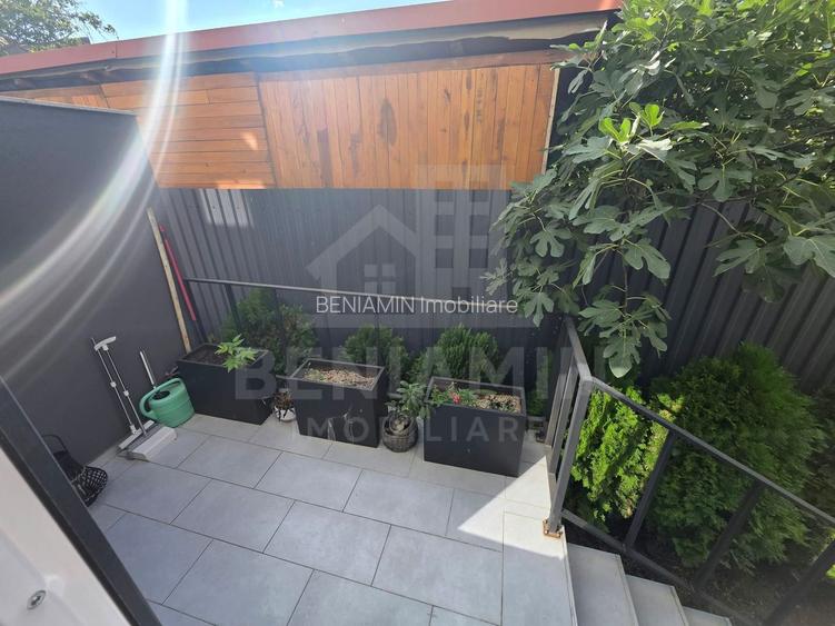 Apartament Superb 3 Camere- Ultracentral- Curte Privată 27mp-Parcare