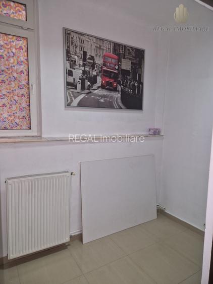 Spațiu | Romana- Victoriei | Parter | Pretabil fără trafic - 3