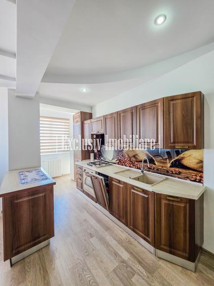 Zona Peninsula - Apartament 3 camere 170 mp cu Vedere la Mare si 2 Terase
