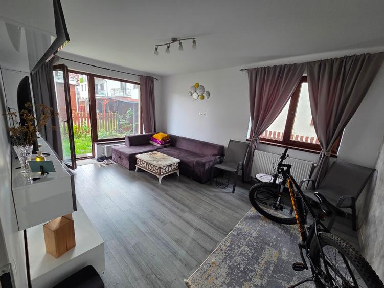 Apartament, casa de vacanta, Ghimbav, str. Lavandei, 2 camere 55mp, gradina 70m