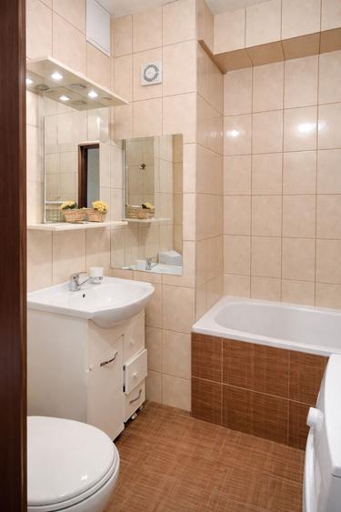 De vânzare apartament 1 cameră la curte zona semicentrală