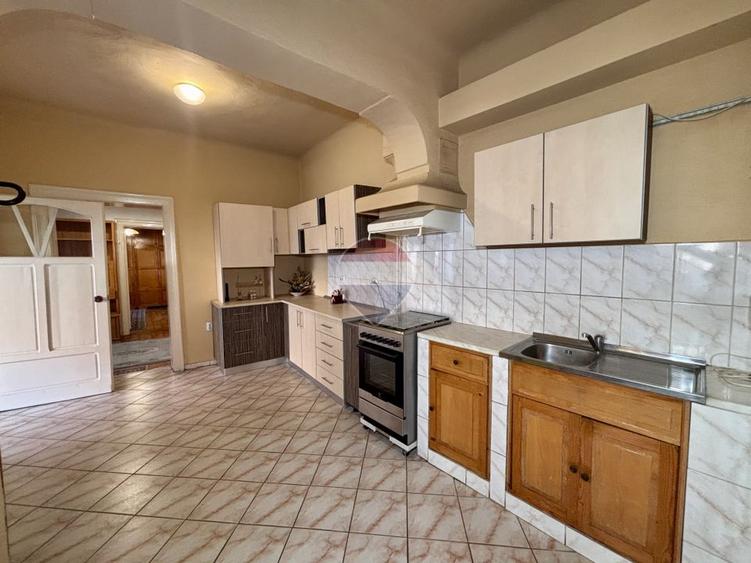 Oportunitate Centrală! Casă 120 mp utili , str. Ioan Lupas 26, Sibiu