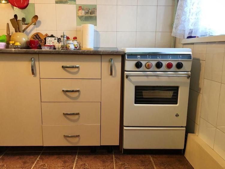 Apartament 3 camere Grigorescu decomandat etaj 2/4 cu parcare