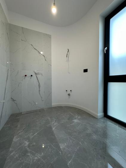 Vile exclusiviste | 5 camere | Lacul Lebada | Pantelimon Cernica