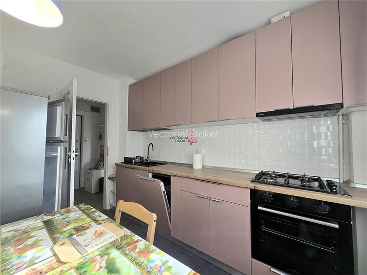 Apartament decomandat, prima închiriere, vizavi Parcul Circului- mutare ime