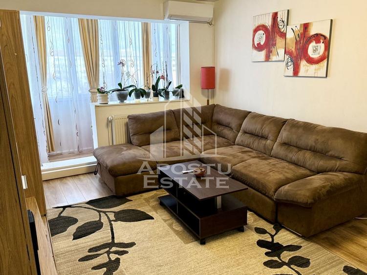 Apartament 3 camere de vanzare, etaj 3, zona Girocului, Timisoara